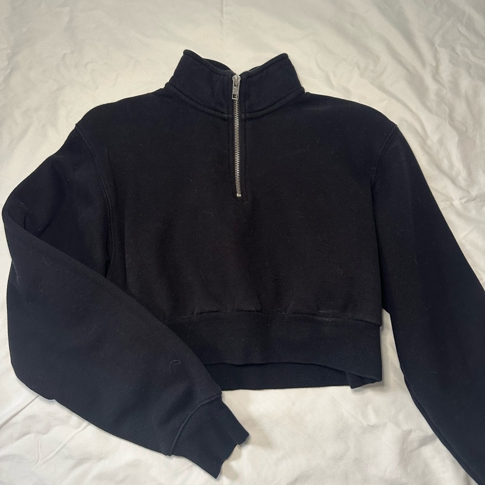 Aritzia TNA Cozy Fleece Perfect Crop Black Half-Zip Pullover